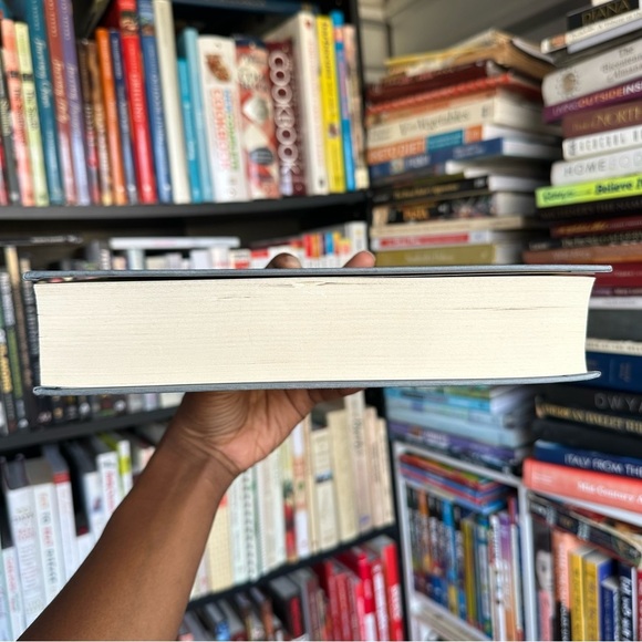 Tower Lord (A Raven’s Shadow Novel) by Anthony Ryan First Edition Hardcover - Picture 3 of 6